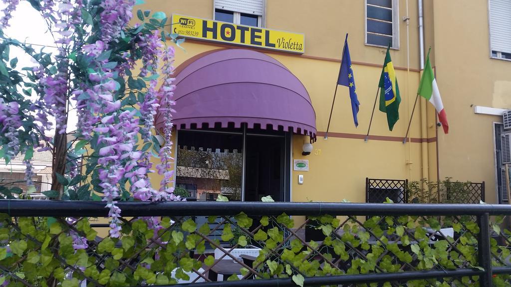 Hotel Violetta بارما المظهر الخارجي الصورة